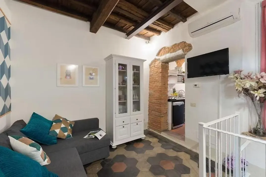 Keys Of Italy - F2 -2Bedroom Apt By Santa Croce Florence Italy
