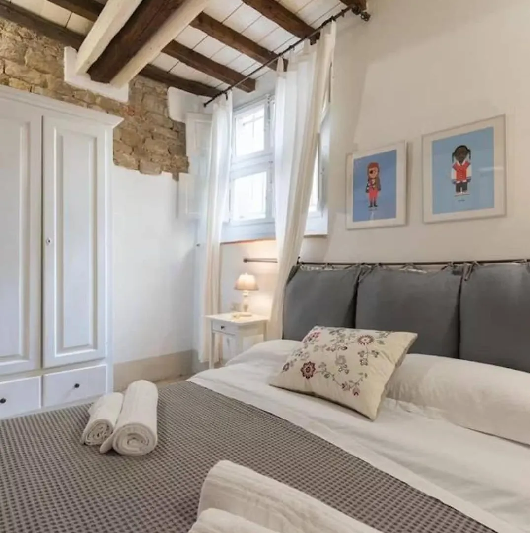 Apartment Keys Of Italy - F2 -2Bedroom Apt By Santa Croce Florence